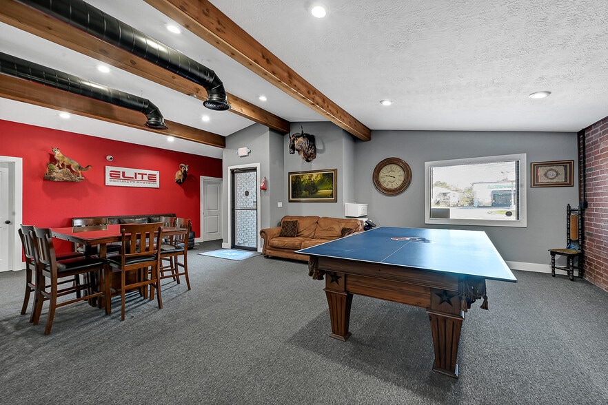 More Photos Of 602 Spencer Hwy, South Houston Medical For Sale