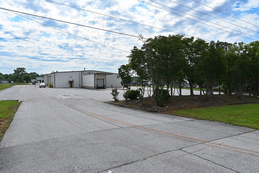 More Photos Of 732 State Docks Rd, Decatur Industrial For Sale