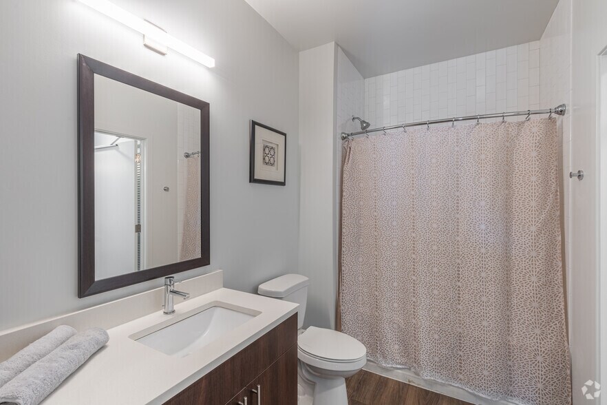 More Photos Of 116 W 9th St, Wilmington Apartments For Lease