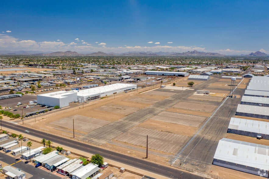 More Photos Of 5220 N 51st Ave, Glendale Warehouse For Lease