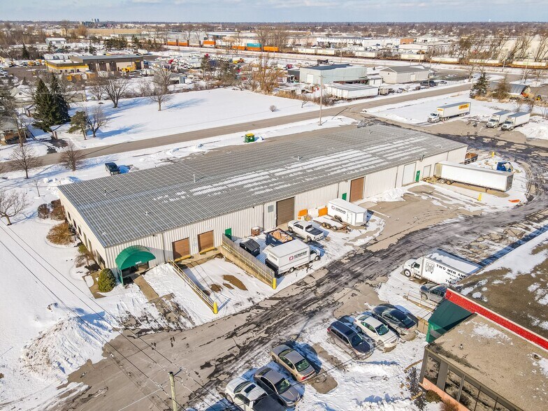 More Photos Of 3860 Broadway St, Cheektowaga Warehouse For Lease