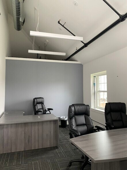 More Photos Of 601 New Britain Rd, Doylestown Unknown For Lease