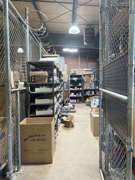 More Photos Of 211 N Pleasantburg Dr, Greenville Light Manufacturing For Sale