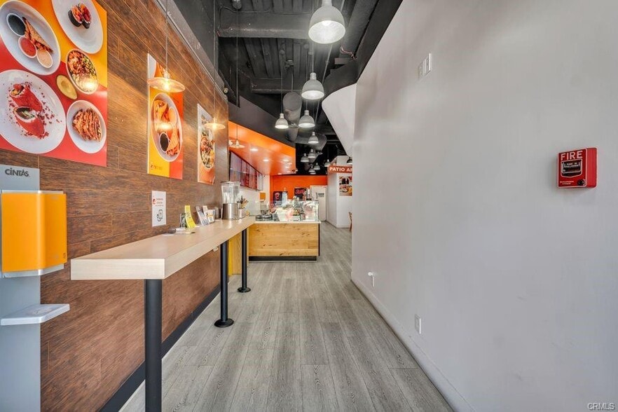 More Photos Of 1147 Westwood Blvd, Los Angeles General Retail For Lease