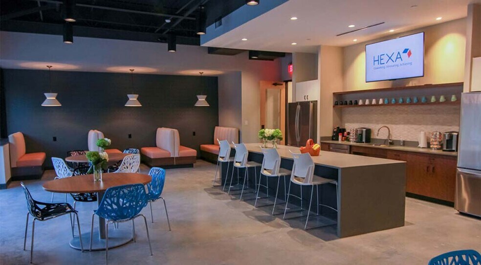 More Photos Of 2100 N Greenville Ave, Richardson Coworking Space