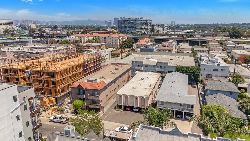 More Photos Of 2470 Purdue Ave, Los Angeles Apartments For Sale