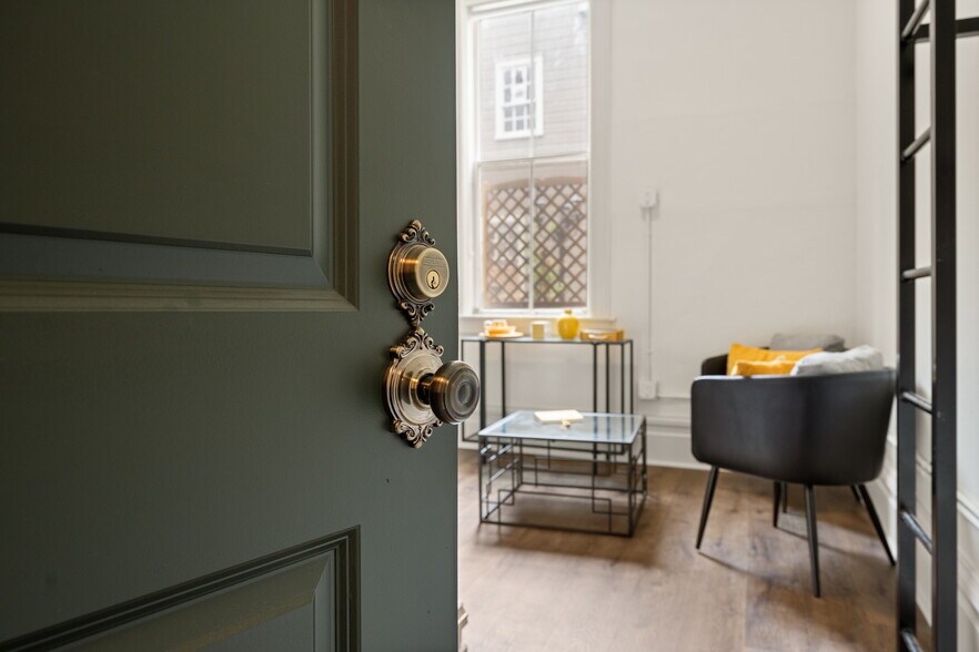 More Photos Of 509 Park Blvd, San Diego Apartments For Sale