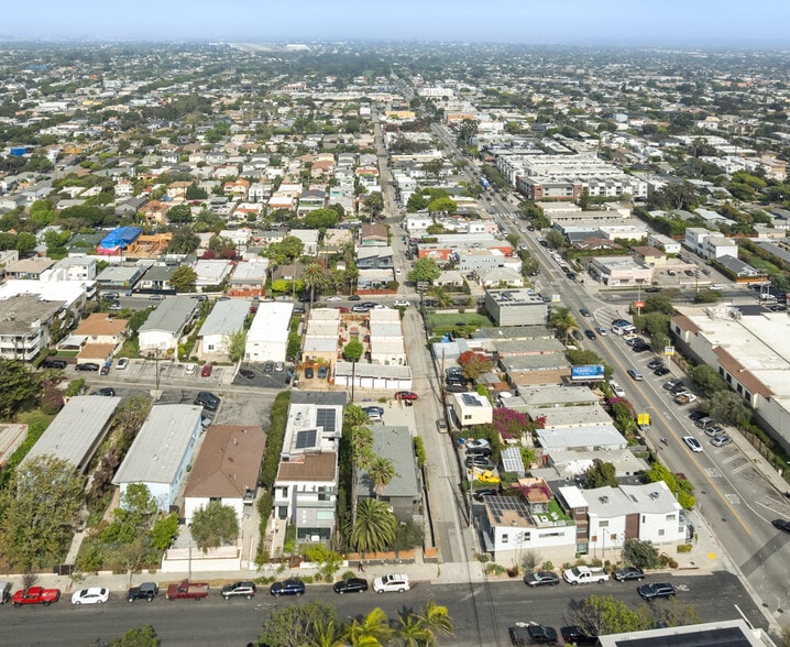 More Photos Of 250 3rd Ave, Venice Apartments For Sale