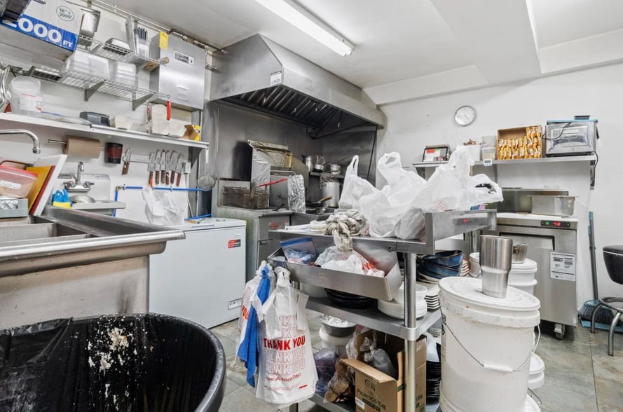More Photos Of 13 Hodskin St, Canton Apartments For Sale