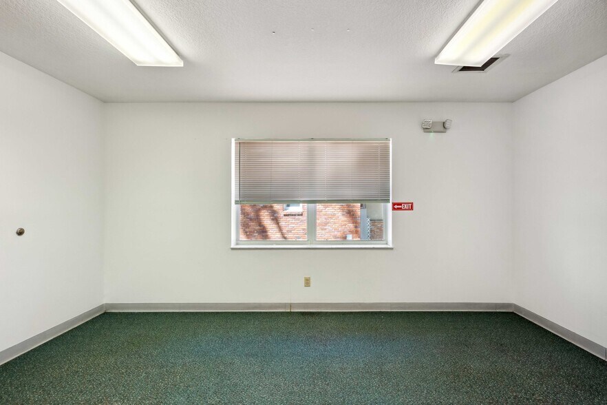 More Photos Of 38022 River Rd, Dade City Medical For Lease