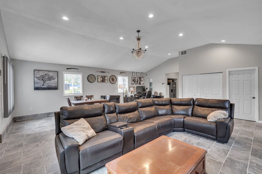 More Photos Of 12694 Route 39 Rd, Chaffee Flex For Sale