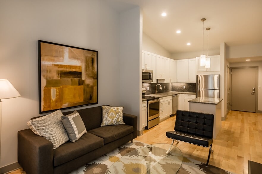 More Photos Of 106 S 11th St, Philadelphia Apartments For Lease