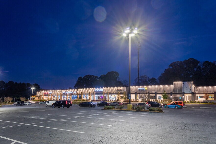 More Photos Of 8765-8911 Roswell Rd, Atlanta Unknown For Sale