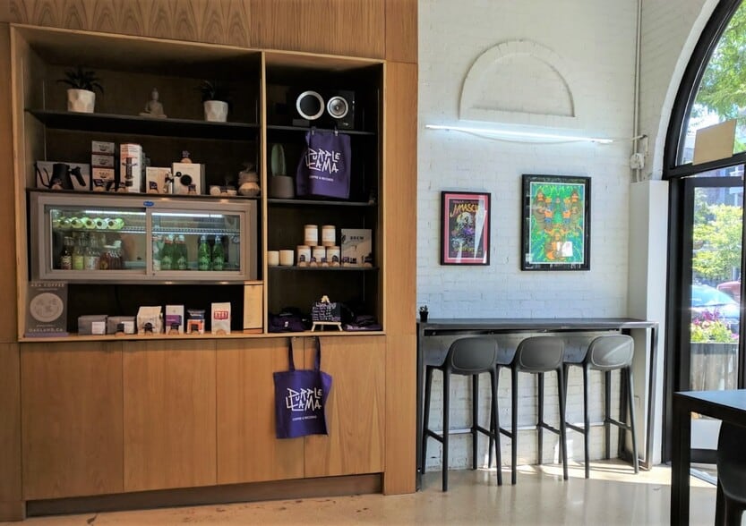 More Photos Of 2136-2142 W Division St, Chicago Storefront Retail Residential For Sale