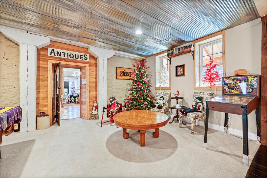 More Photos Of 305 N Main St, Ste Genevieve Storefront Retail Residential For Sale