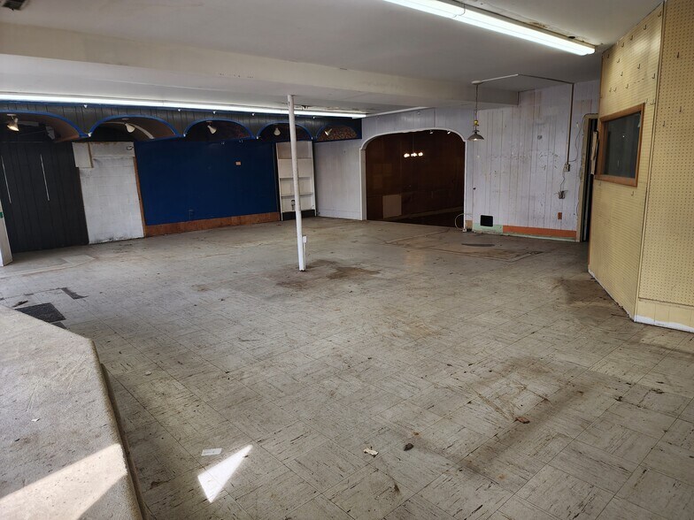 More Photos Of 9324 Liberty Rd, Randallstown Freestanding For Sale