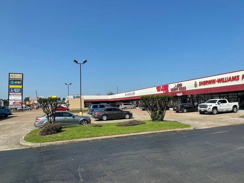 More Photos Of 1800-1830 FM-1960 W, Houston General Retail For Sale