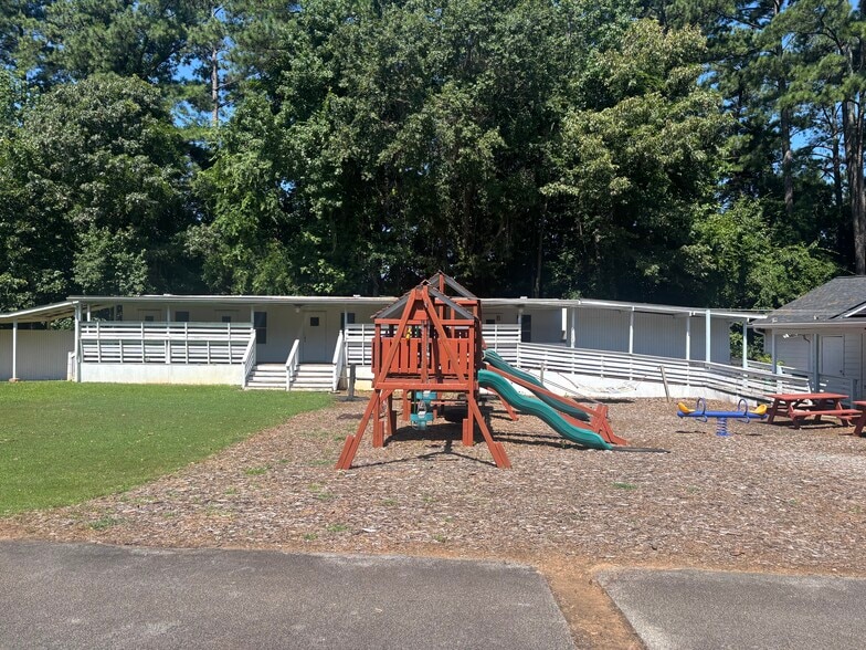 More Photos Of 4645 Kimball Bridge Rd, Alpharetta Religious Facility For Sale