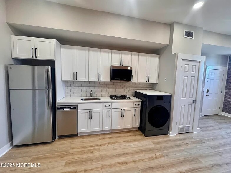 More Photos Of 38 Broad St, Keyport Apartments For Sale