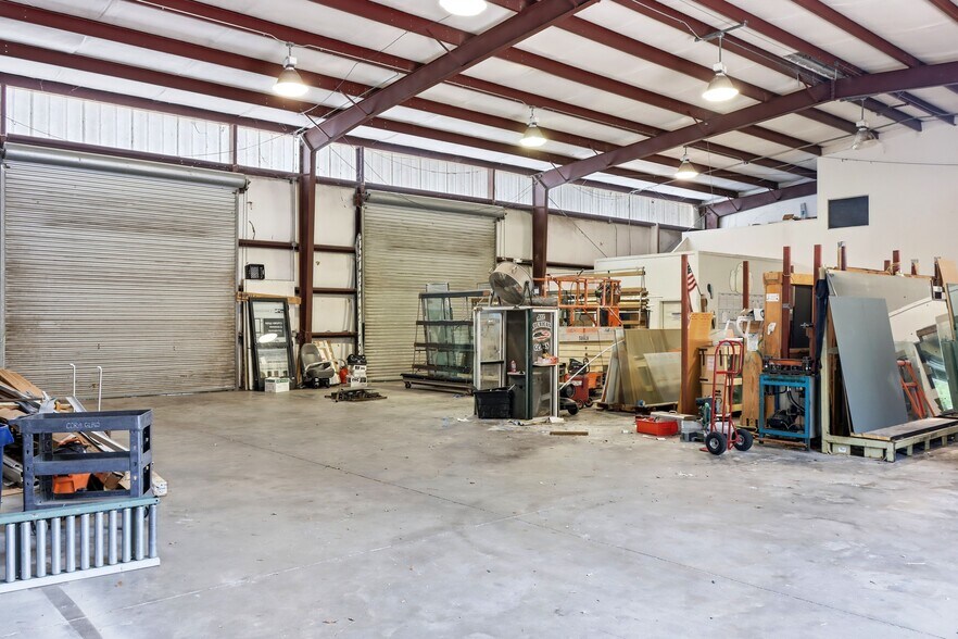 More Photos Of 505 W US-80 Hwy, Pooler Service For Sale