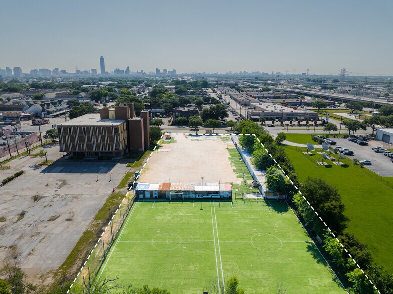 More Photos Of 3800 Hillcroft, Houston Land For Sale