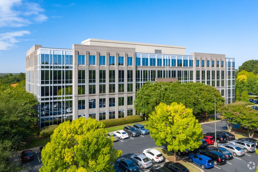 More Photos Of 10735 David Taylor Dr, Charlotte Unknown For Lease