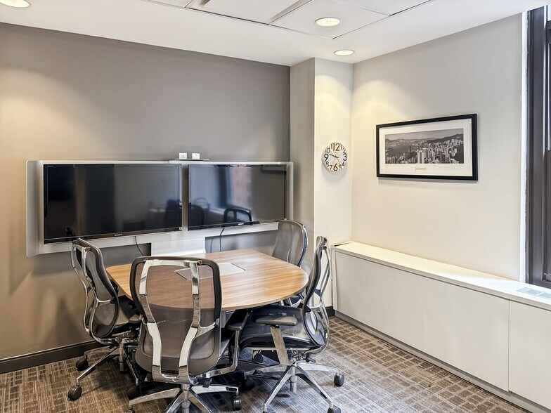 More Photos Of 136 Madison Ave, New York Coworking Space
