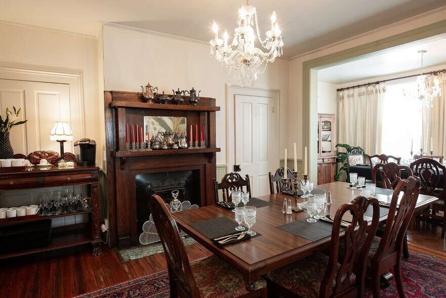 More Photos Of 477 W First St, Blue Ridge Hospitality For Sale