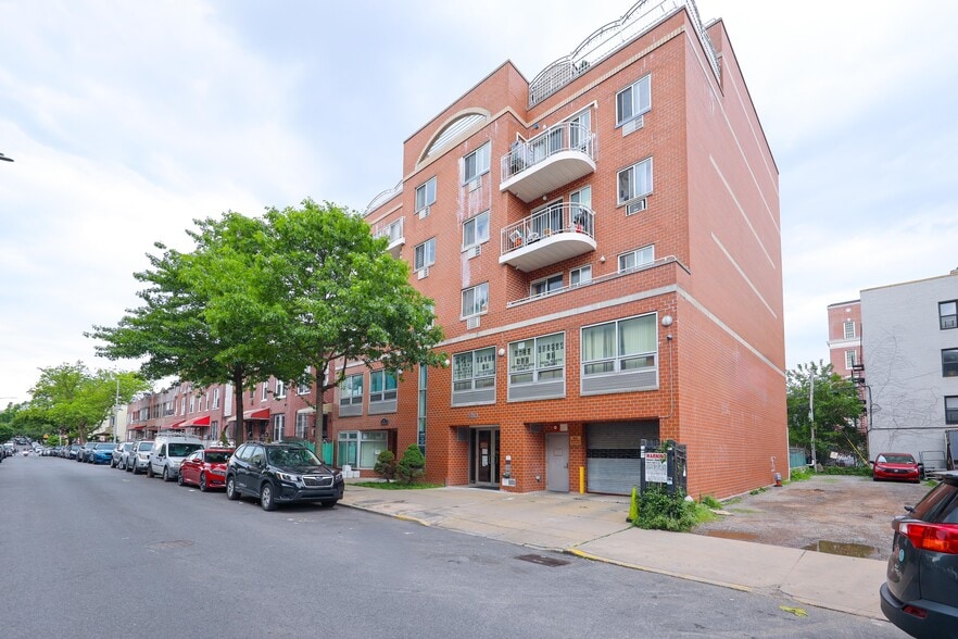 More Photos Of 863 50th St, Brooklyn Medical For Sale