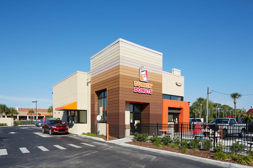 More Photos Of 1812-1850 S Ridgewood Ave, Edgewater Unknown For Lease