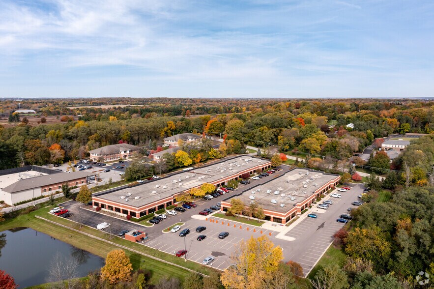 More Photos Of 2325 Dean St, St Charles Office For Lease