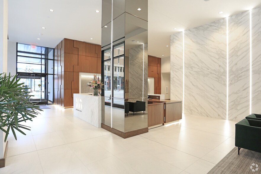 More Photos Of 365 Nicollet Mall, Minneapolis Apartments For Sale