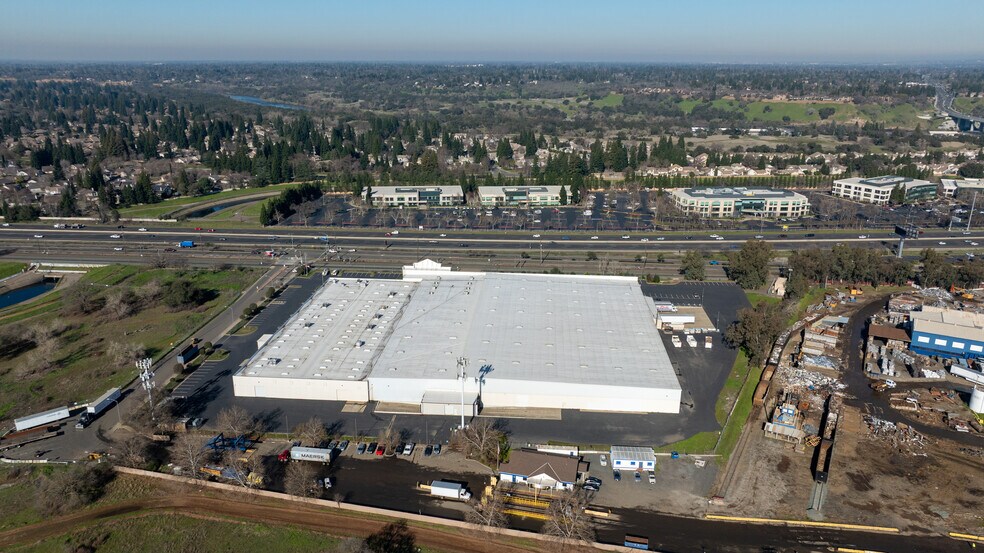 More Photos Of 11840 Folsom Blvd, Rancho Cordova Manufacturing For Sale
