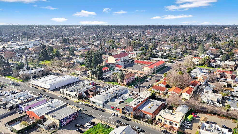 More Photos Of 1459 N Van Ness Ave, Fresno Storefront For Sale