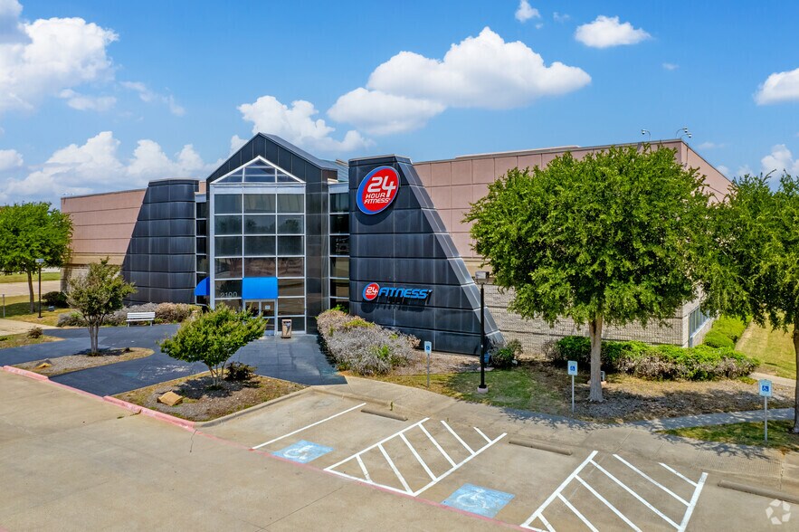 Primary Photo Of 2100 Plaza Pky, Bedford Health Club For Sale