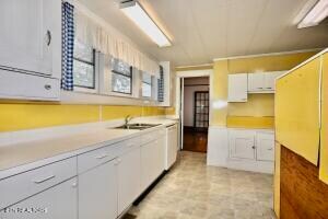 More Photos Of 615 S Washington St, Maryville Office For Sale