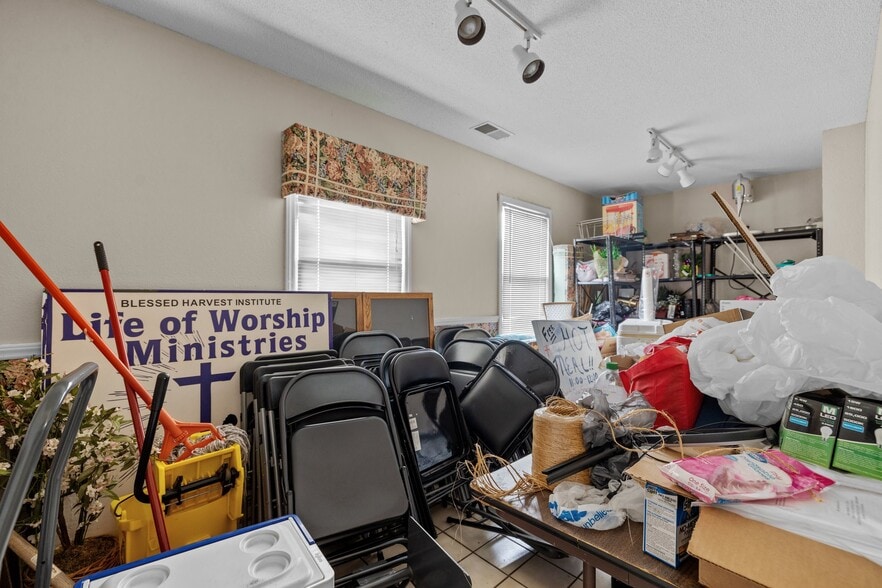 More Photos Of 405 Cherokee St, Kings Mountain Religious Facility For Sale