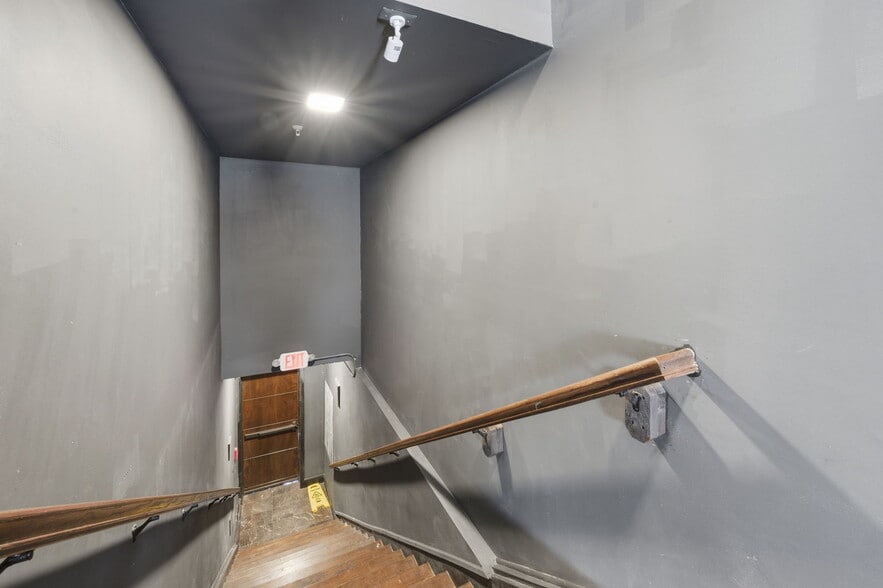 More Photos Of 238 Highway 34, Old Bridge Storefront Retail Residential For Sale