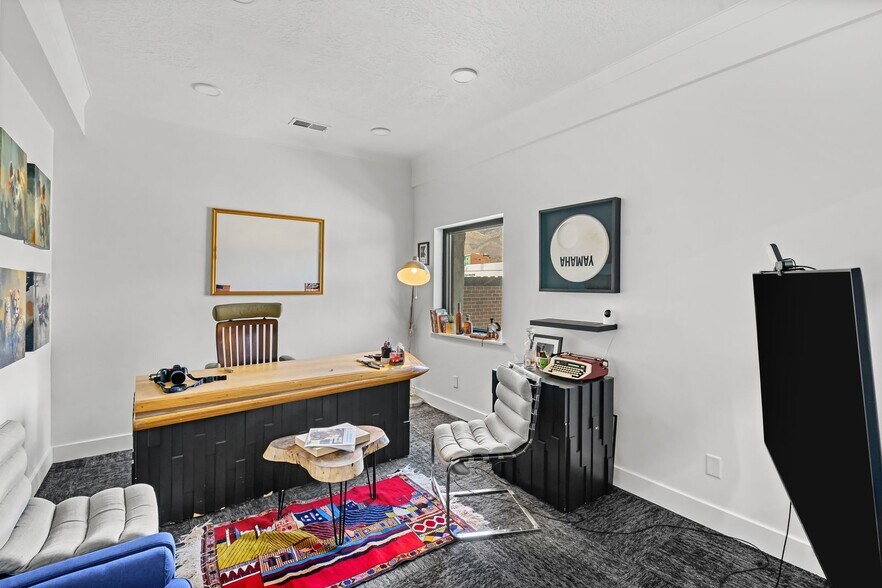 More Photos Of 2550 Washington Blvd, Ogden Office For Lease