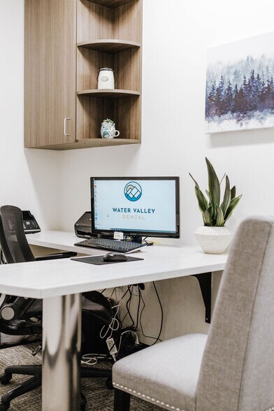 More Photos Of 1349 Water Valley Pky, Windsor Office For Lease