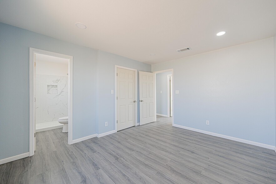 More Photos Of 241 Bass St, Odessa Land For Sale