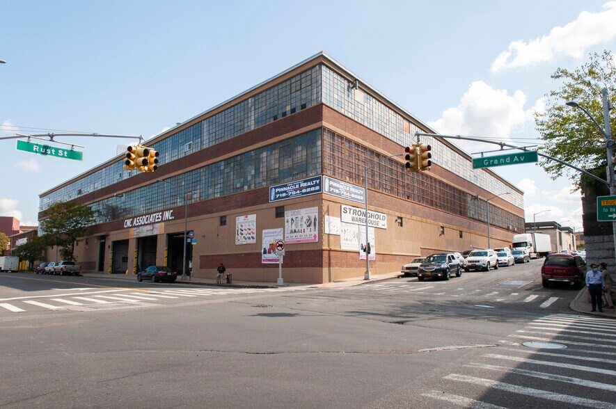 More Photos Of 58-30 Grand Ave, Maspeth Warehouse For Lease