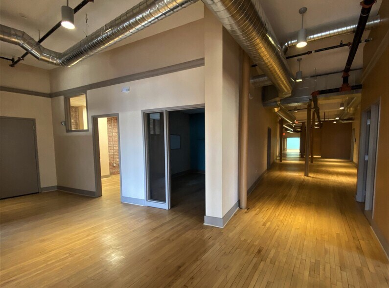 More Photos Of 686 Main St, Buffalo Loft Creative Space For Lease