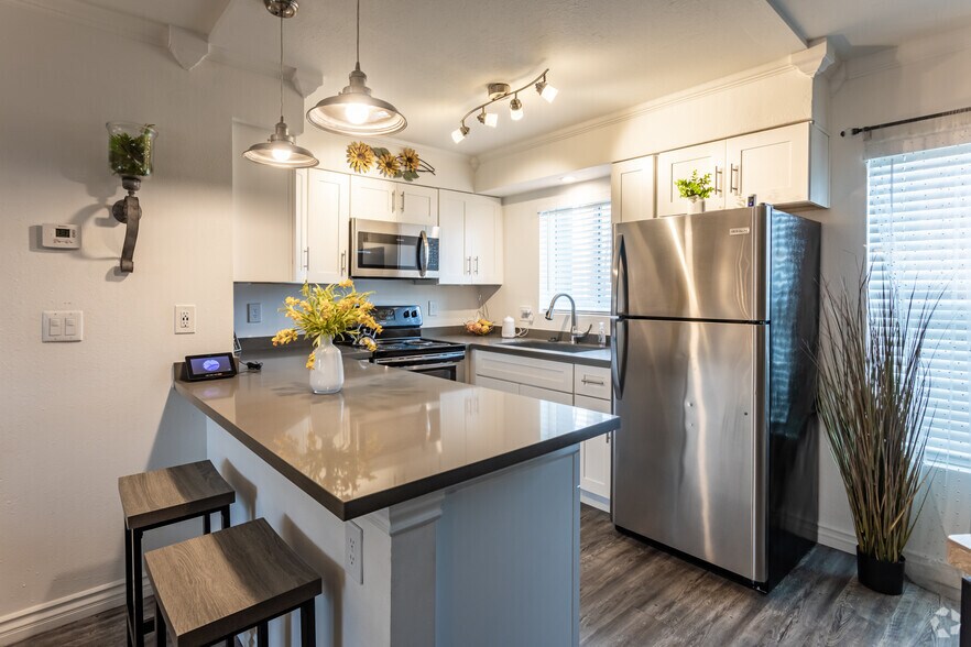 More Photos Of 3001 N 32nd St, Phoenix Apartments For Sale