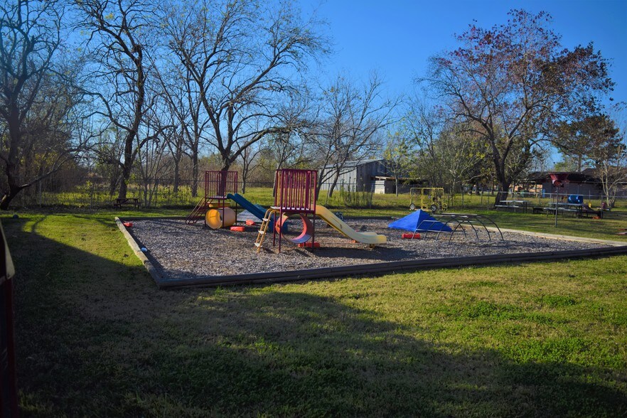 More Photos Of 3806 Harkey Rd, Pearland Daycare Center For Sale