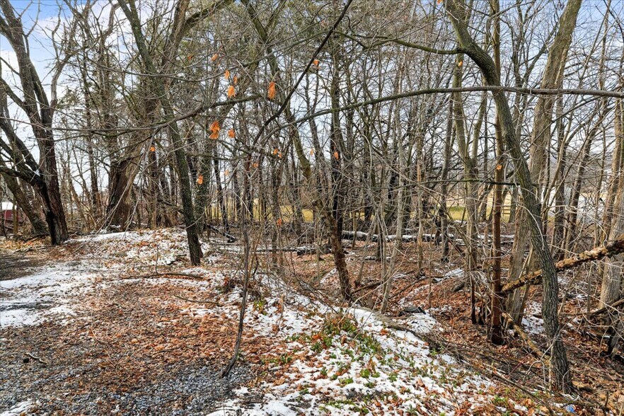 More Photos Of 12621 National Pike, Clear Spring Restaurant For Sale