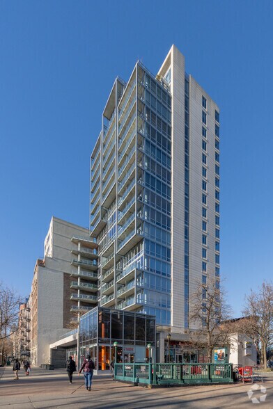 More Photos Of 111 Central Park N, New York Apartments For Sale