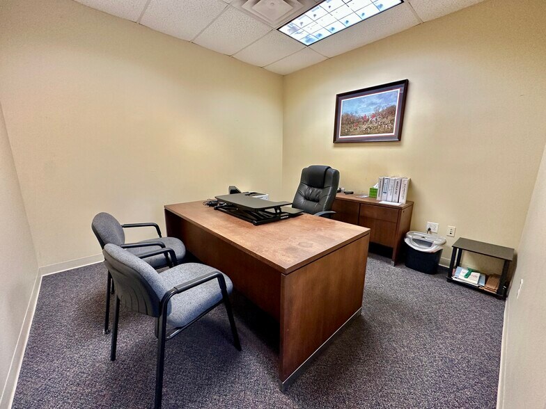 More Photos Of 17742 NW 115th Ave, Alachua Distribution For Lease