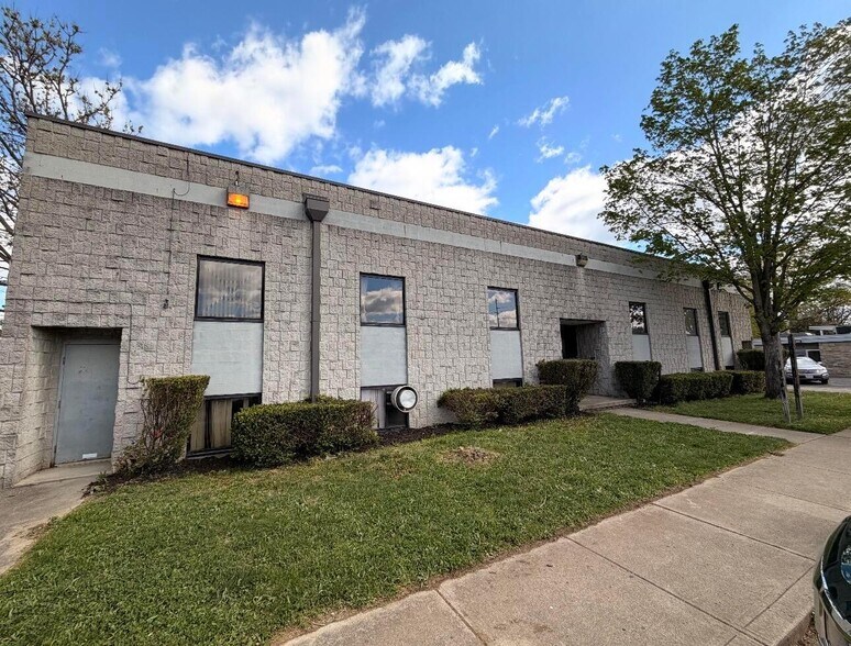 More Photos Of 3055 Templeton Rd, Columbus Loft Creative Space For Sale