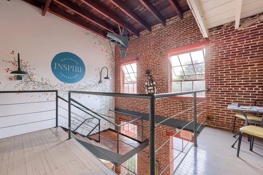 More Photos Of 226 N Arch St, Lancaster Loft Creative Space For Sale